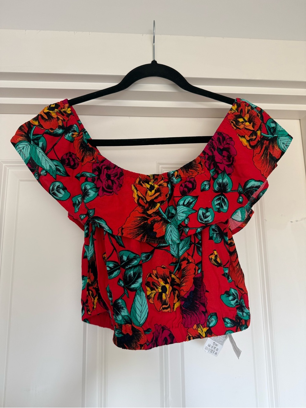 MINKPINK Red Floral Off-Shoulder Crop Top